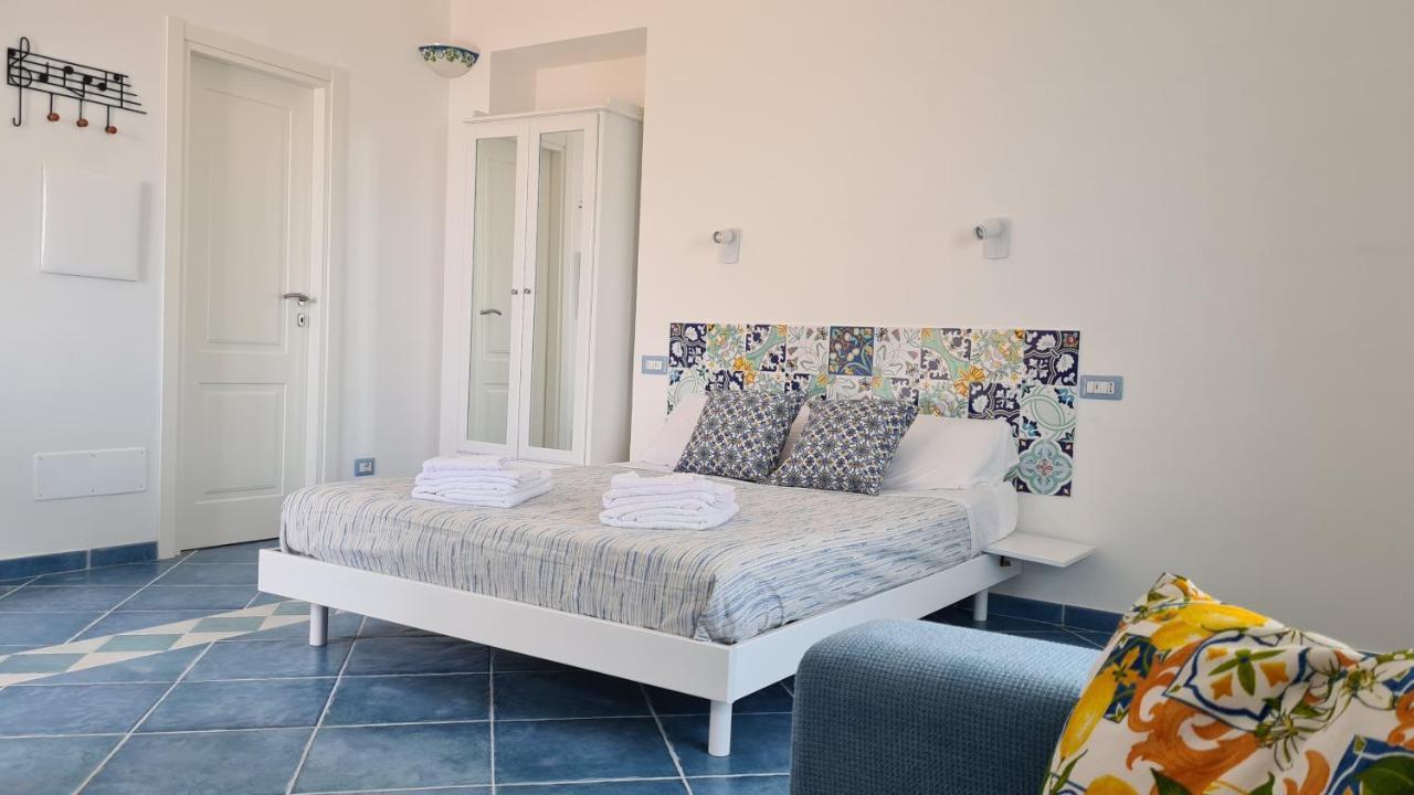 Apartamento The Little Tower Of Minuta Scala Exterior foto